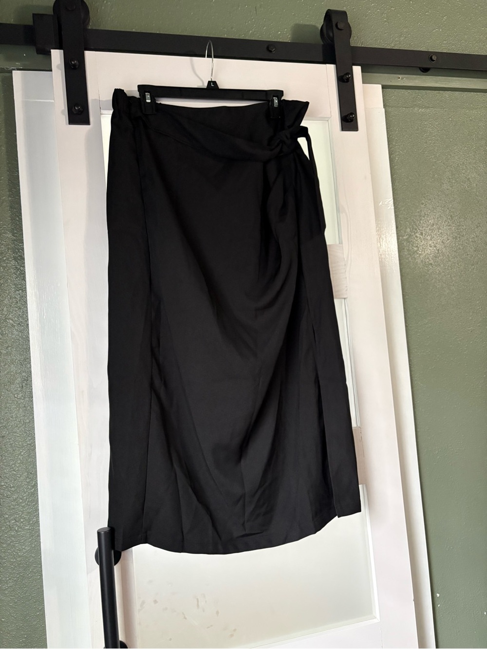 SHEIN Black Wrap-Style Midi Skirt with Side Tie
